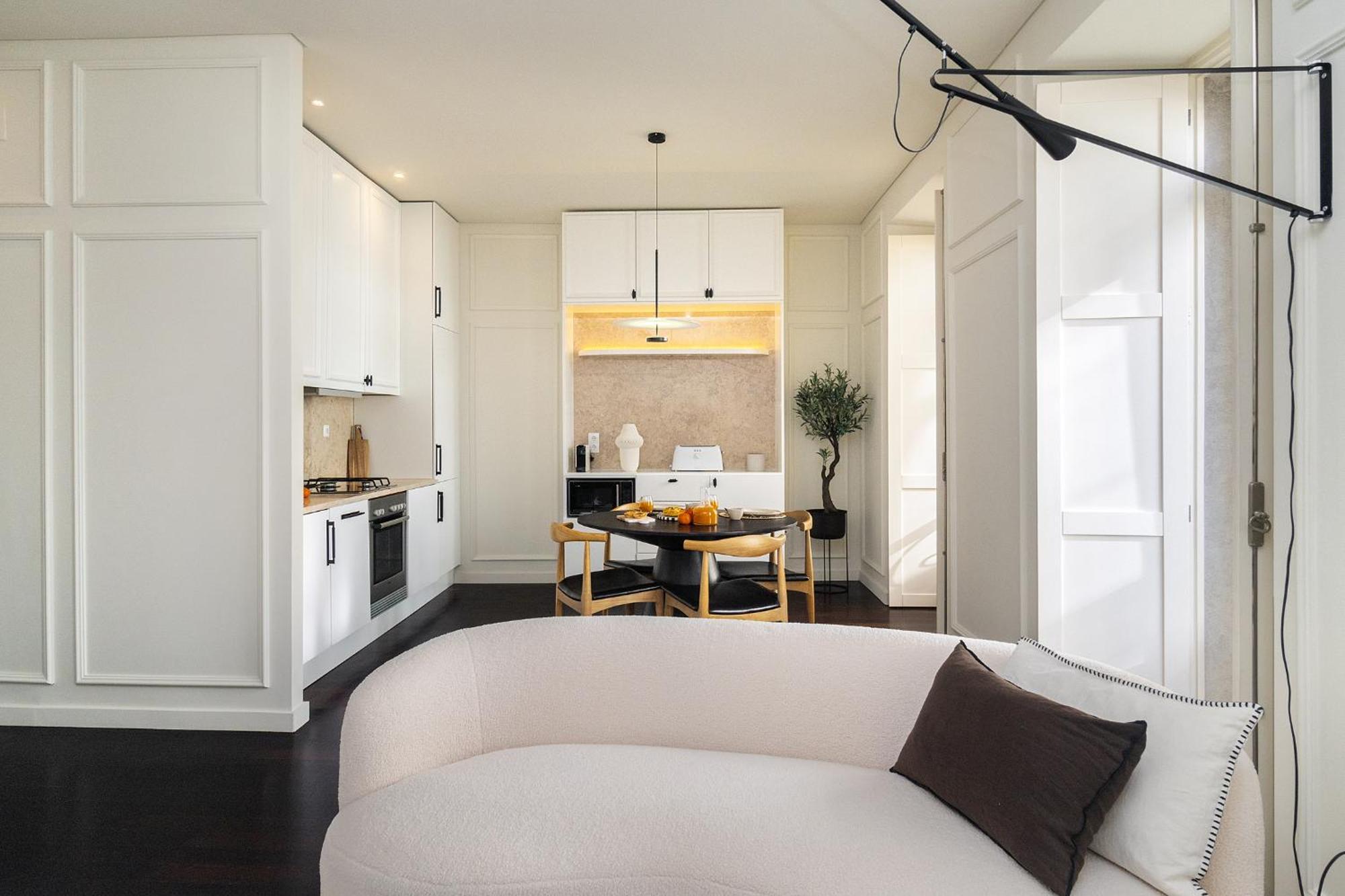 Whome Modern Retreat In Vibrant Bairro Alto